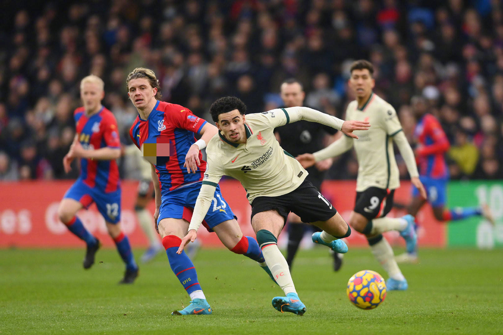 梅西首捧大 梅西首捧大